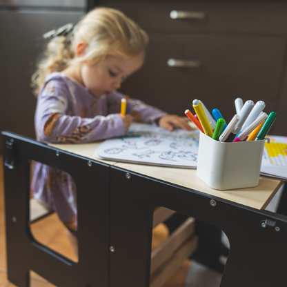 2 in 1 Learning Tower & Desk with Blackboard KLOK2